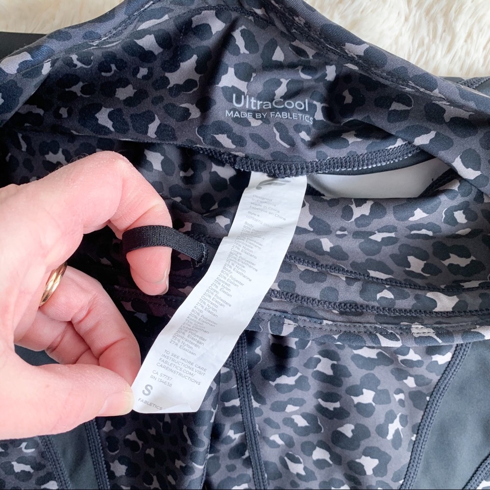 Fabletics Legging - Picture 2 of 5